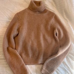 Perfect condition, intermix tan sweater